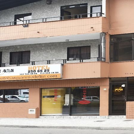 Ayenda Villas De San Juan Medellín Exterior foto