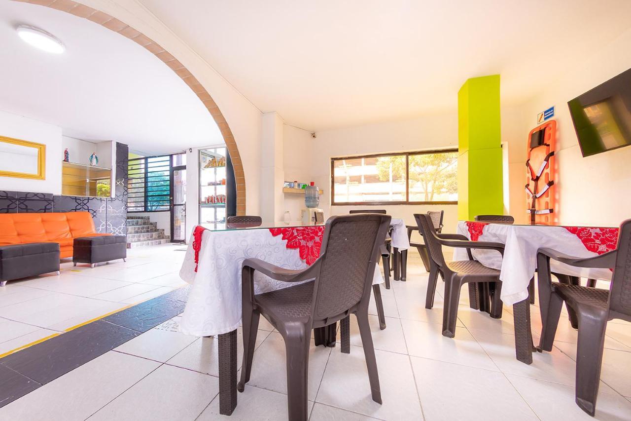 Ayenda Villas De San Juan Medellín Exterior foto
